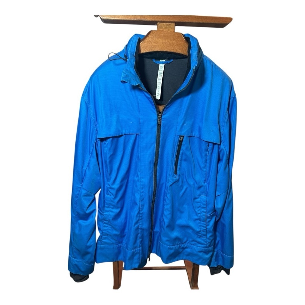 Lululemon Athletica Vibrant Blue Windbreaker